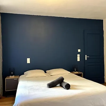 Sanctuaire à * Lourdes